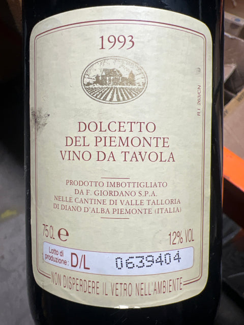 Giordano Dolcetto del Piemonte 1993 – bottle (2)