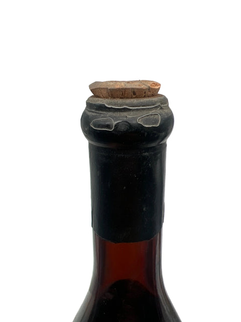 Barolo Cav. G. Ceste 1977 cork issues no cap – bottle (2)