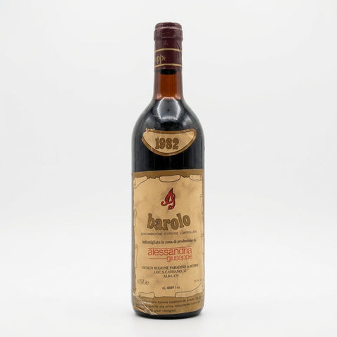 Vigneti Regione Paradiso Barolo Alessandria Giuseppe 1982 – bottle