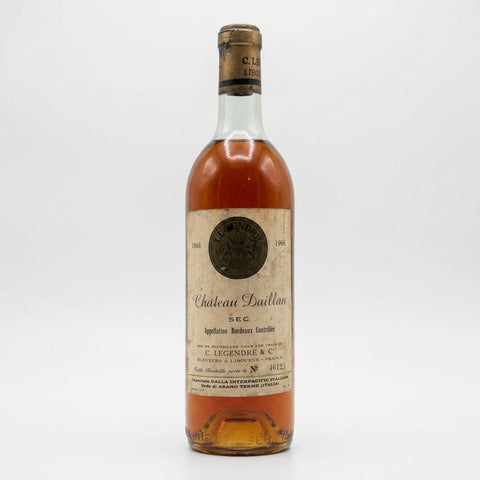 Château Daillan Bordeaux C. Legendre & C° 1966 – bottle