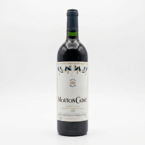 Mouton Cadet Bordeaux Baron Philippe de Rothschild 2001 – bottle