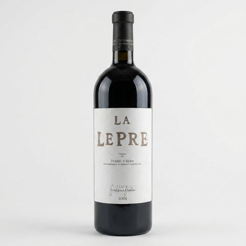 La Lepre Diano d'Alba Fontanafredda 2001 – bottle