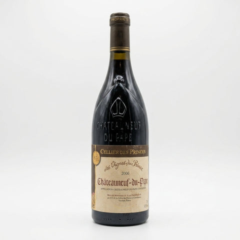Les Vignes du Prince Châteauneuf du Pape Cellier des Princes 2006 – bottle