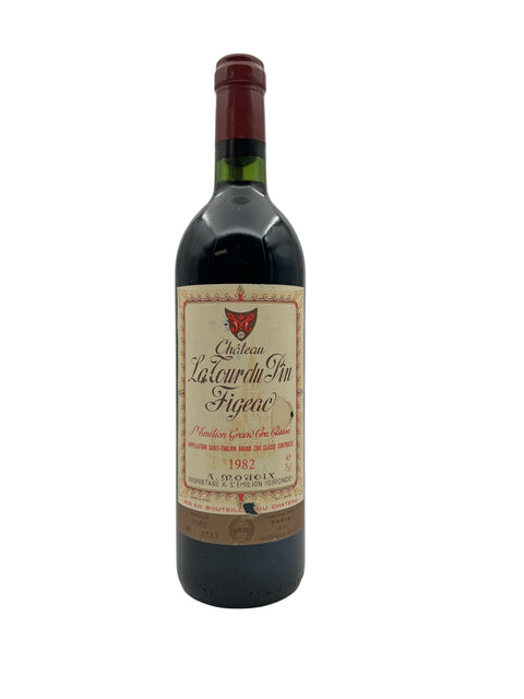 Château La Tour du Pin Figeac 1982 Grand Cru Classe – bottle