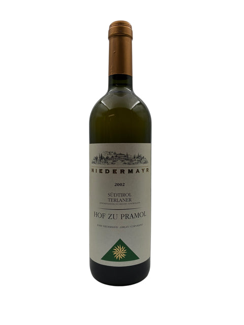 Hof zu Pramol Niedermayr 2002 – bottle